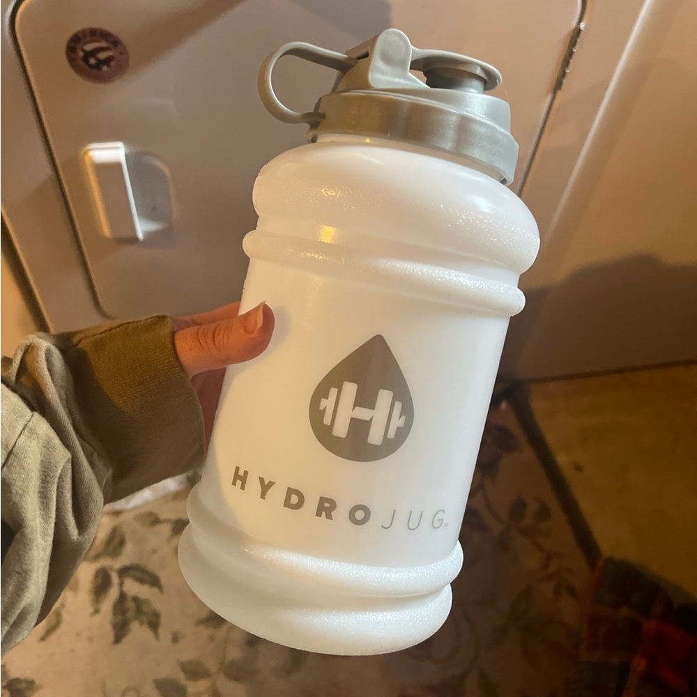 Hydrojug